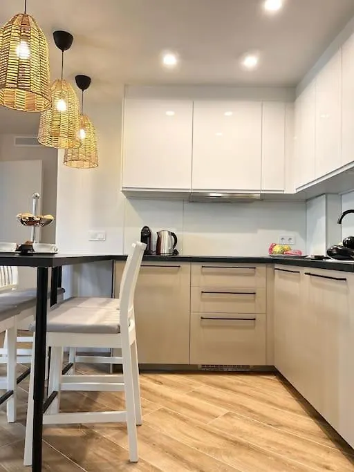 Iris Apartmento Flamante En Marbella